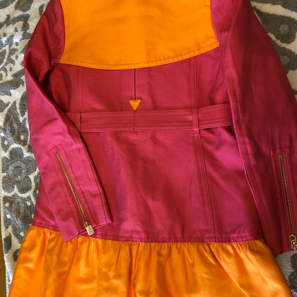 Blazer - Picture 3 of 7